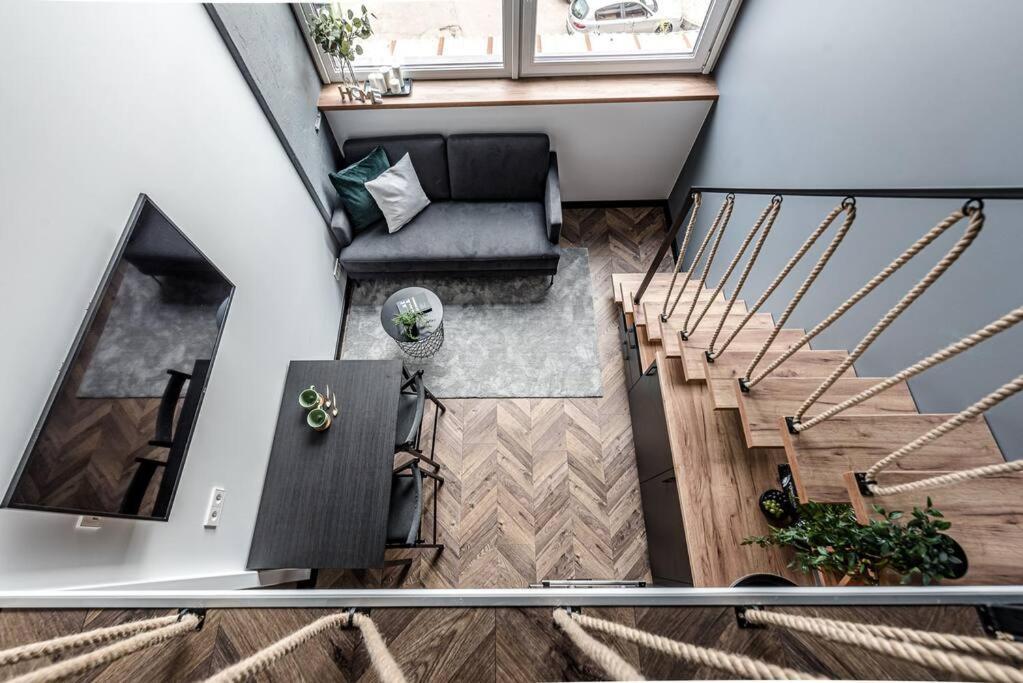 Modern Urban Loft Apartment Vilnius Exterior photo