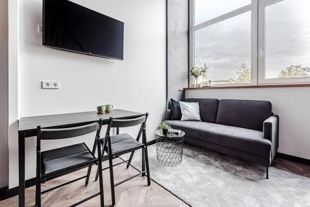 Modern Urban Loft Apartment Vilnius Exterior photo